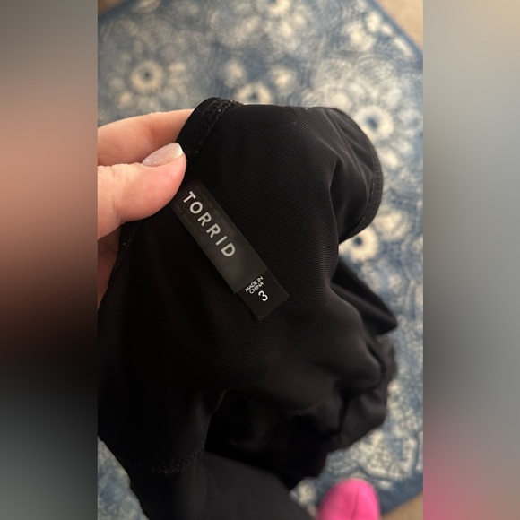 NWOT Torrid Wireless Short Asymmetrical Swim Dress - Picture 11 of 14